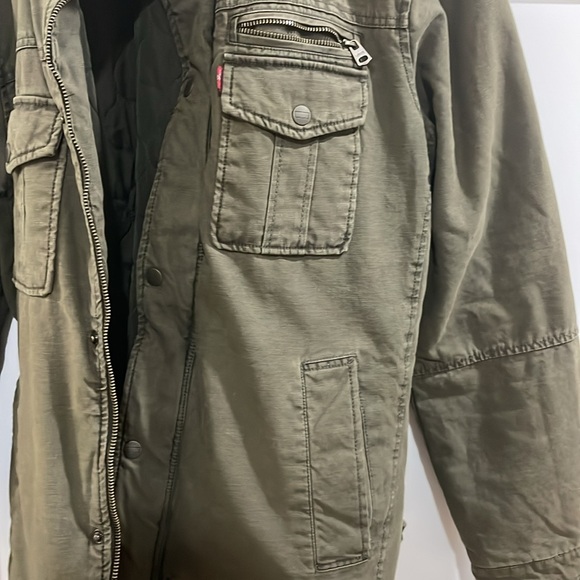 Men's Levi's Cotton Filled Military Jacket - Picture 6 of 7